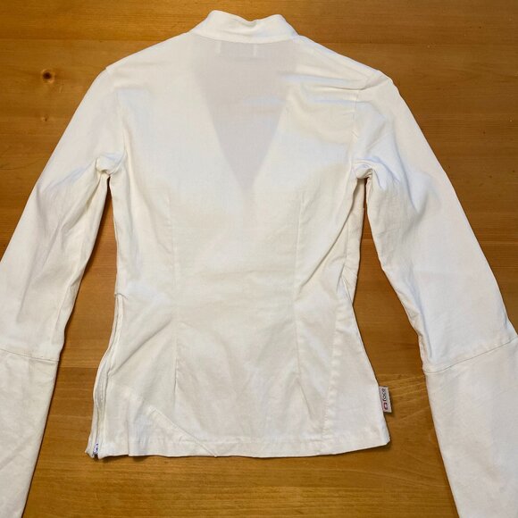 Unique Dollface White Top - Picture 6 of 7